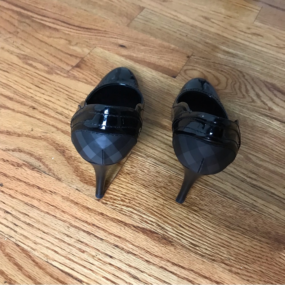 Burberry Black Patent Leather Heels - Picture 8 of 8